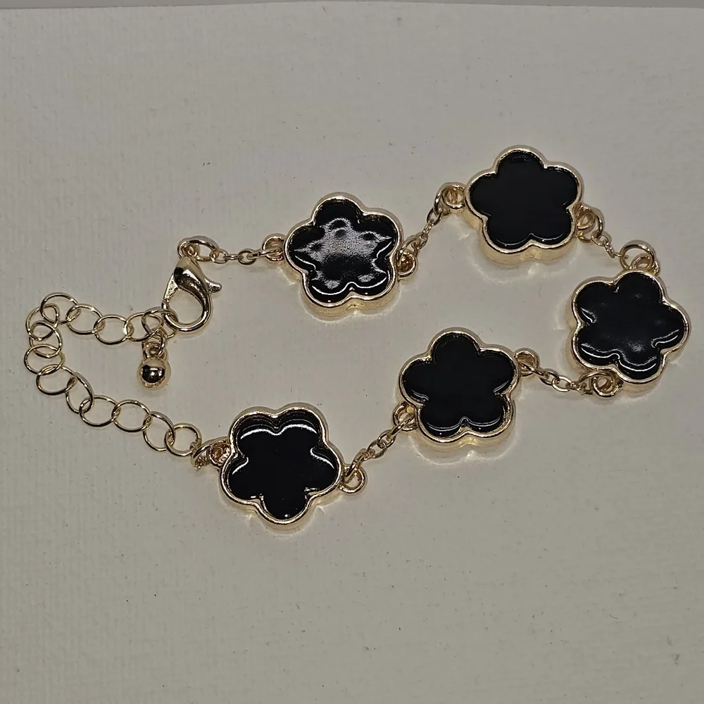 Bohemian Clover Black Gold Fashion Charm Bracelet
